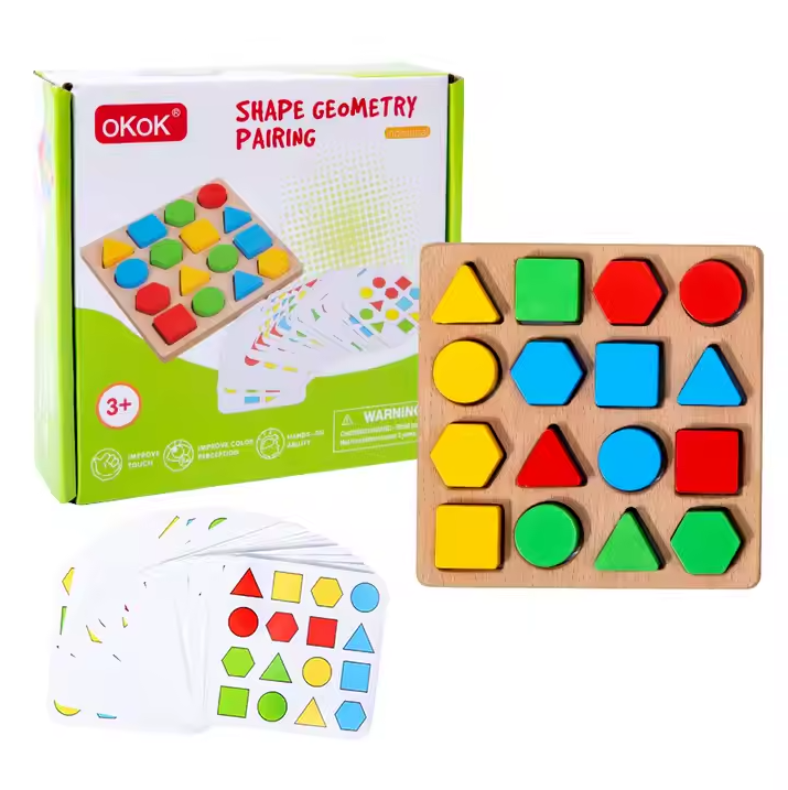 Joc de asociere a formelor geometrice din lemn, 3 ani+